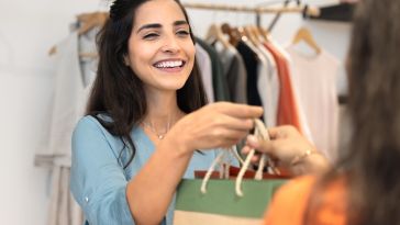 Hiring Retail Sales Associates